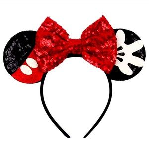 Minnie ears 💕😊